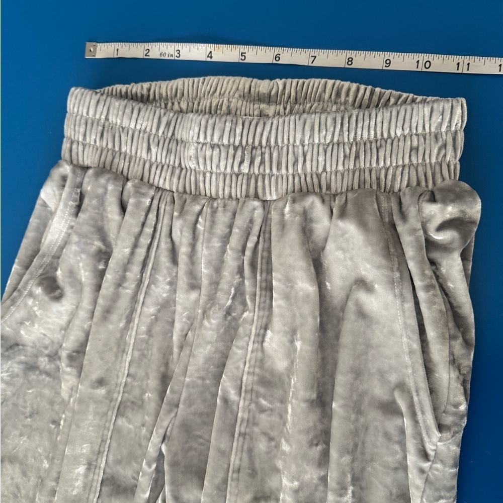 Heroine Sport Jogger/Tank Set. Like New Condition. Size XS - Picture 10 of 12